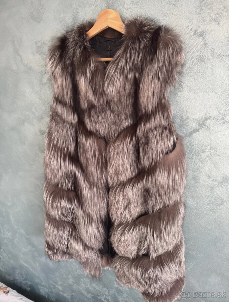 Vesta z pravej lisky - 2