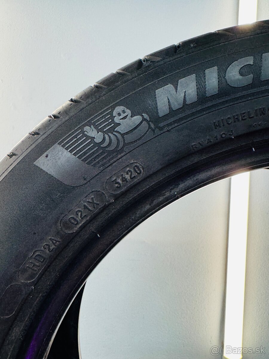 Michelin 205/55R17 - 2