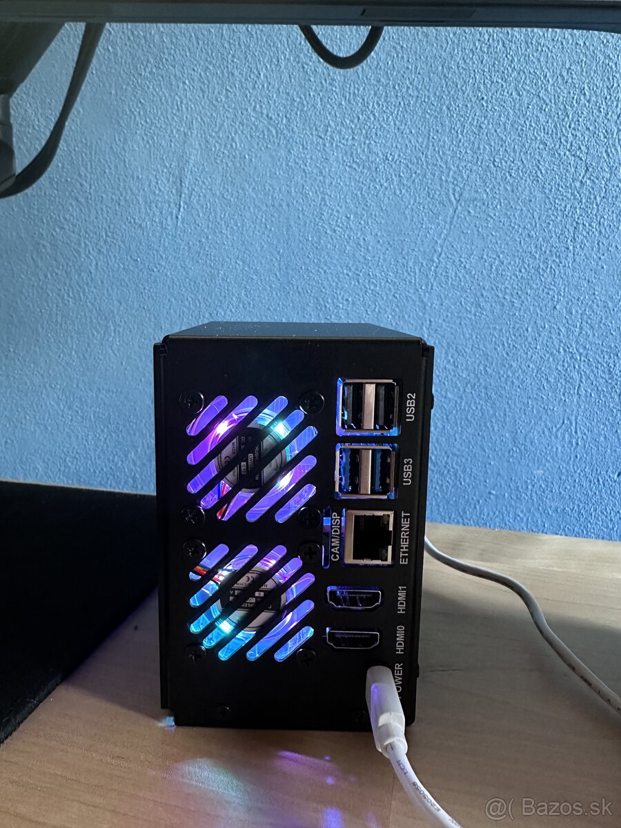 Predám skrinku Pironman 5 MAX pre Raspberry Pi 5 - 2