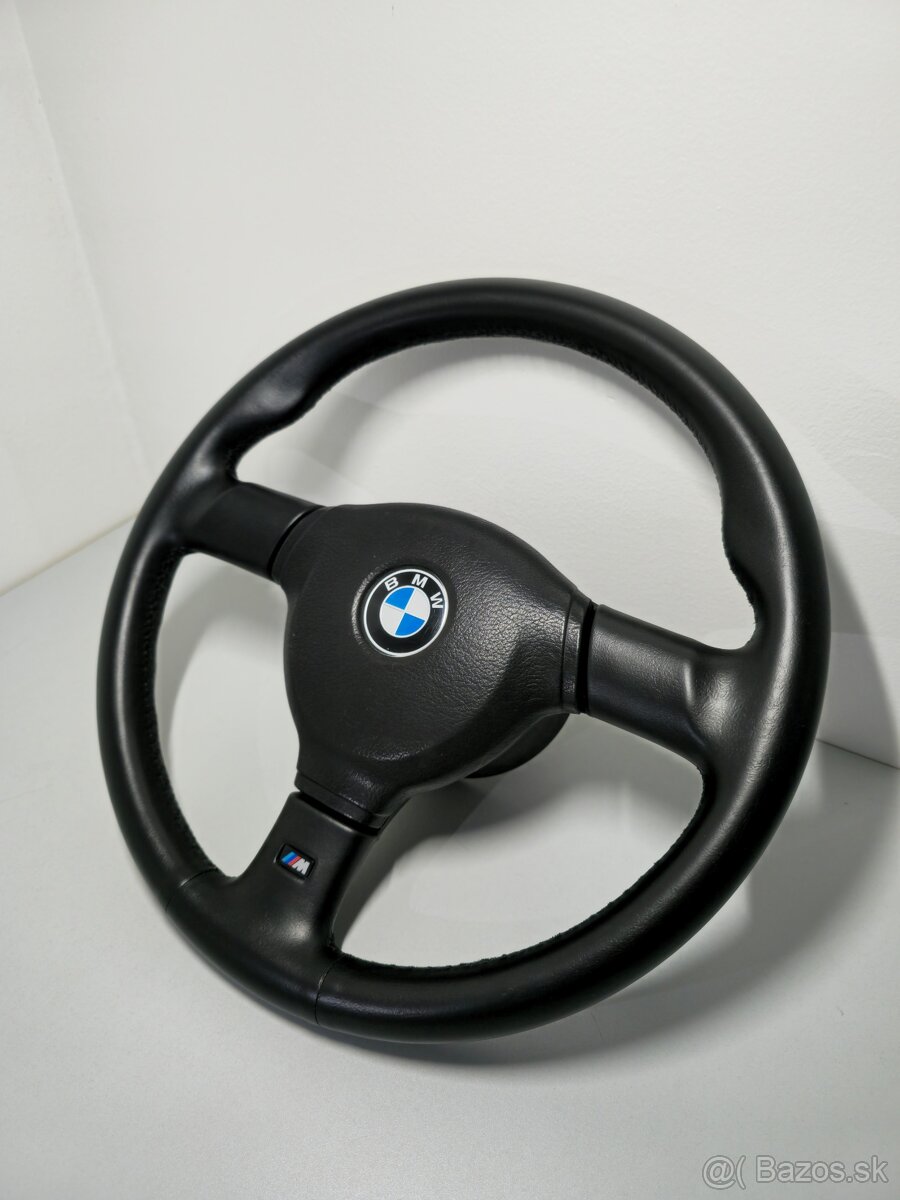 M-packet M-tech BMW volant e30 - 2