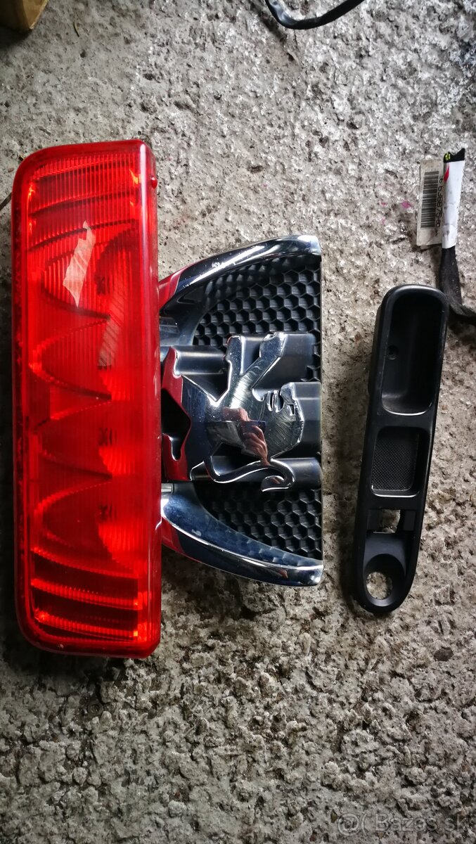 Rozpredam Peugeot 207 sw Hatchback - 2