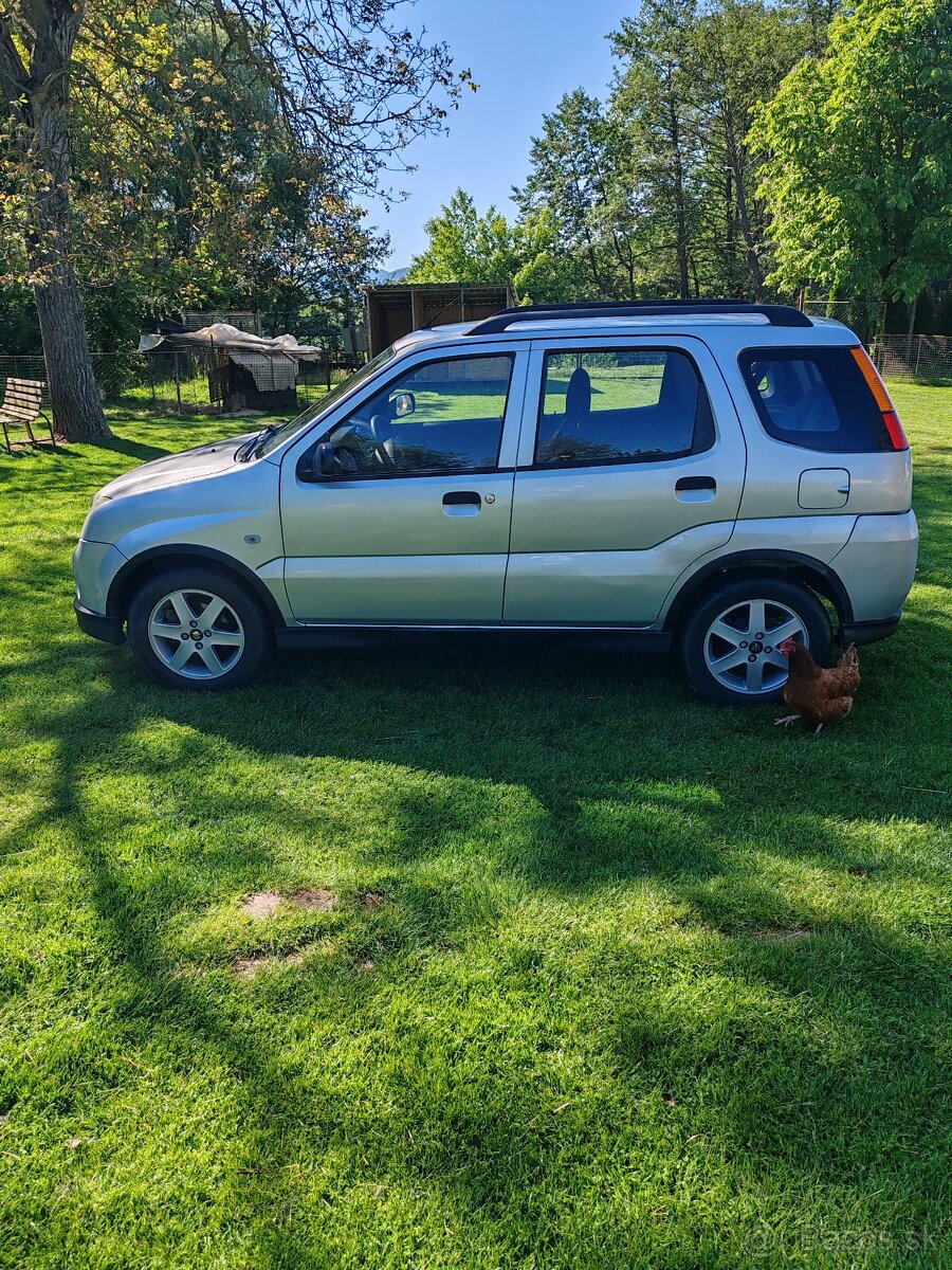 Suzuki Ignis - 2