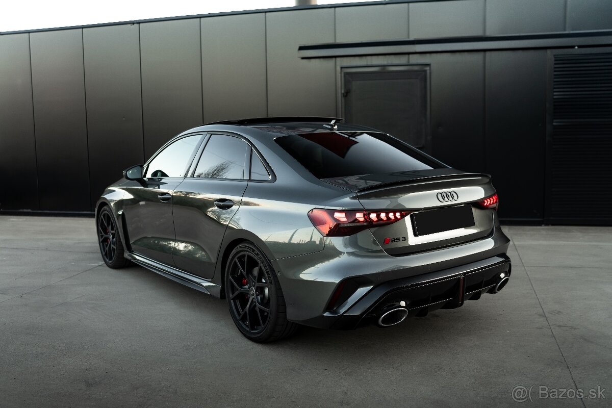Audi RS3 400HP 2025 Na prenájom - 2