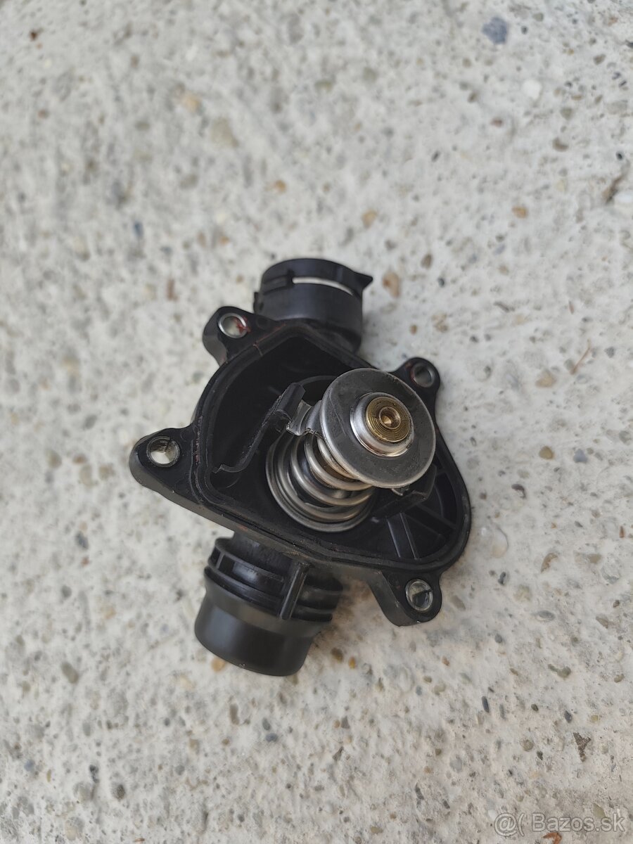 BMW e46 320d termostat - 2