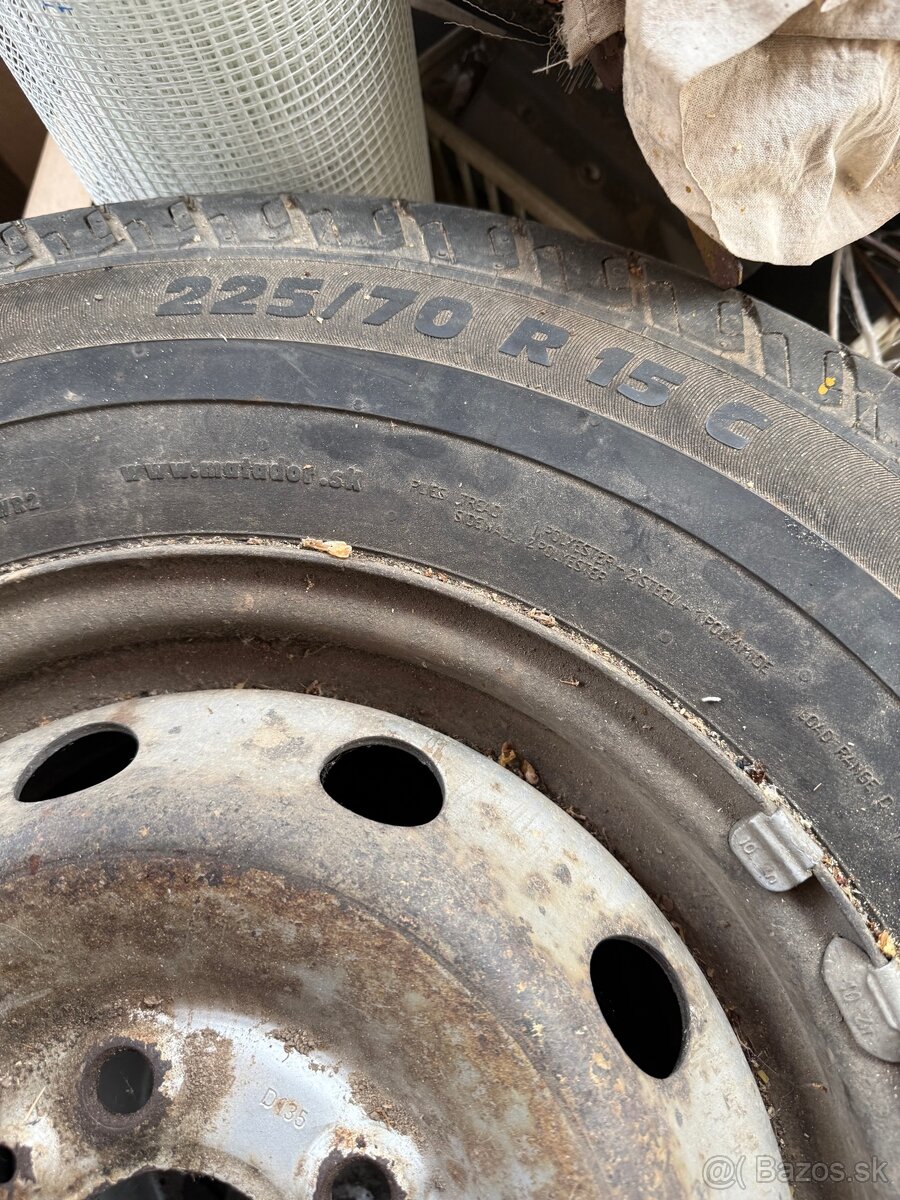 Letná sada 225/70 r15C Matador - 2
