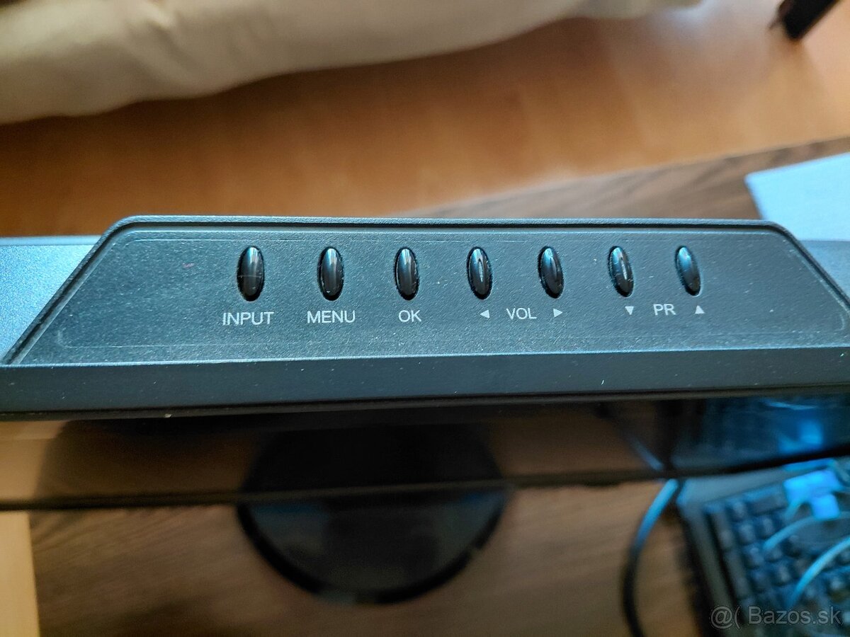 LG m228wa-bz - 2