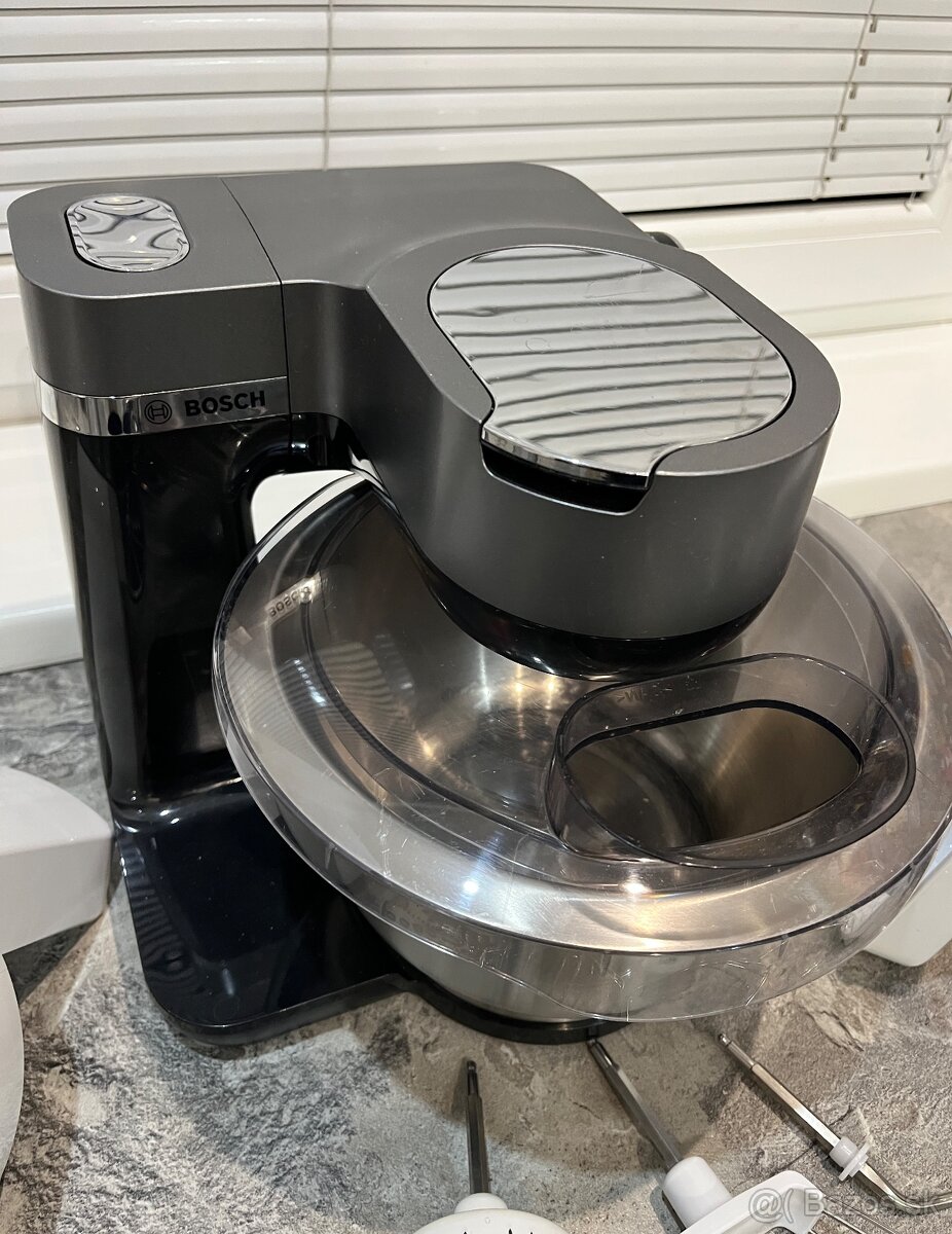 Bosch MUM Serie 2 MUMS2VM00 900W kuchynský robot - 2