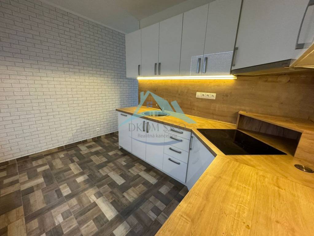 Na predaj trojizbový byt na ulici Janka Kráľa Sahy - 2