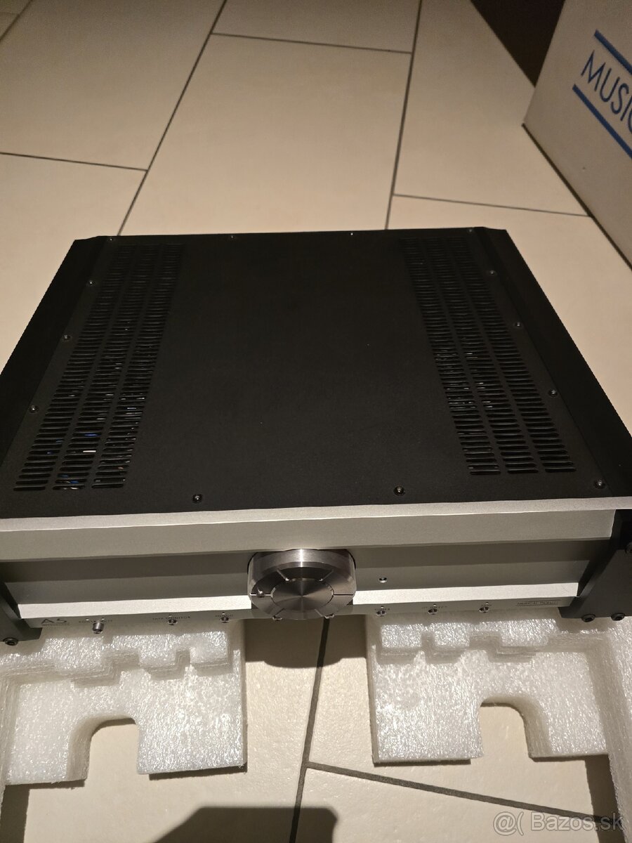 Musical Fidelity A5 - 2