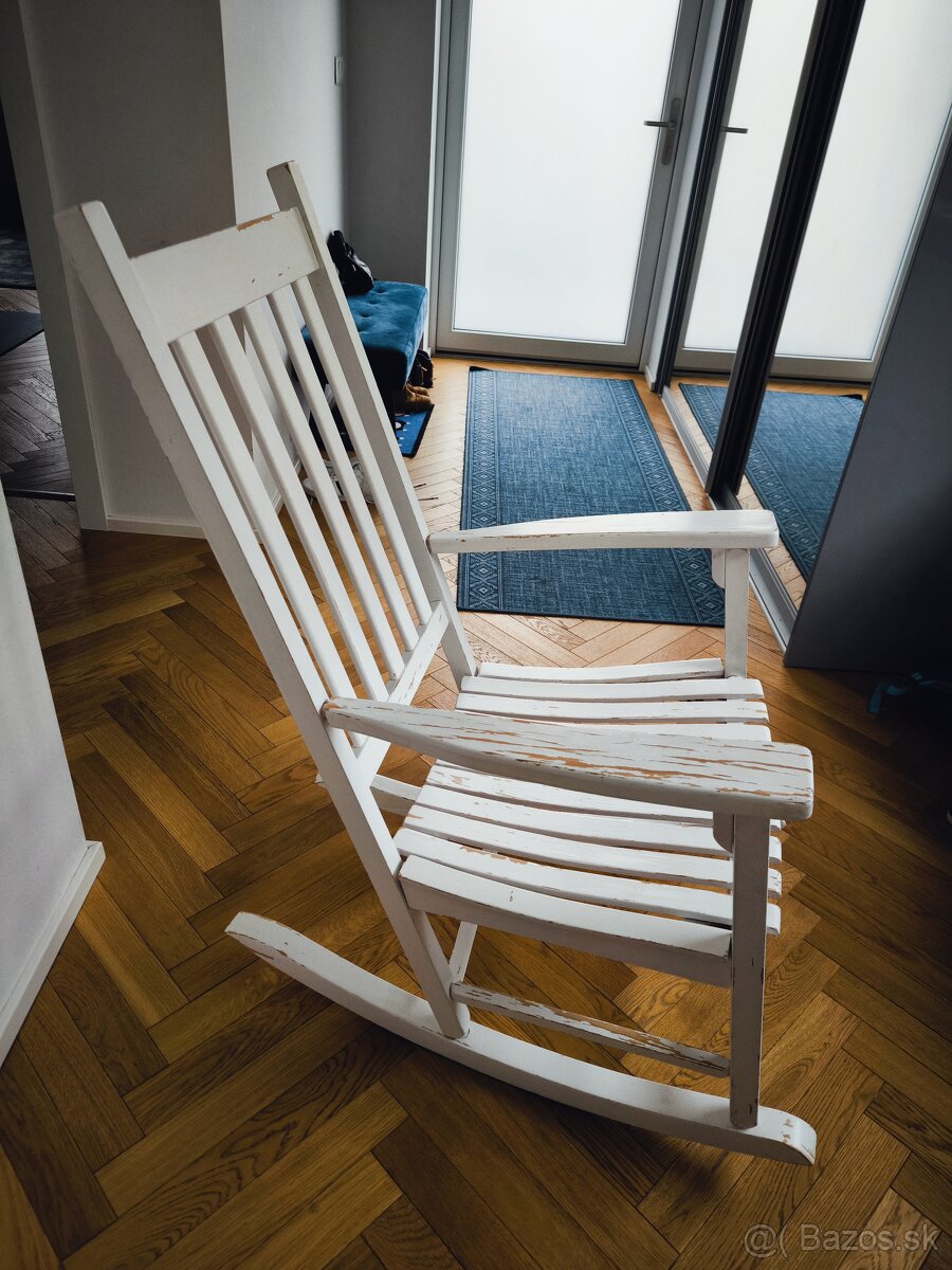Hojdacie kreslo , drevené výška 110cm - 2