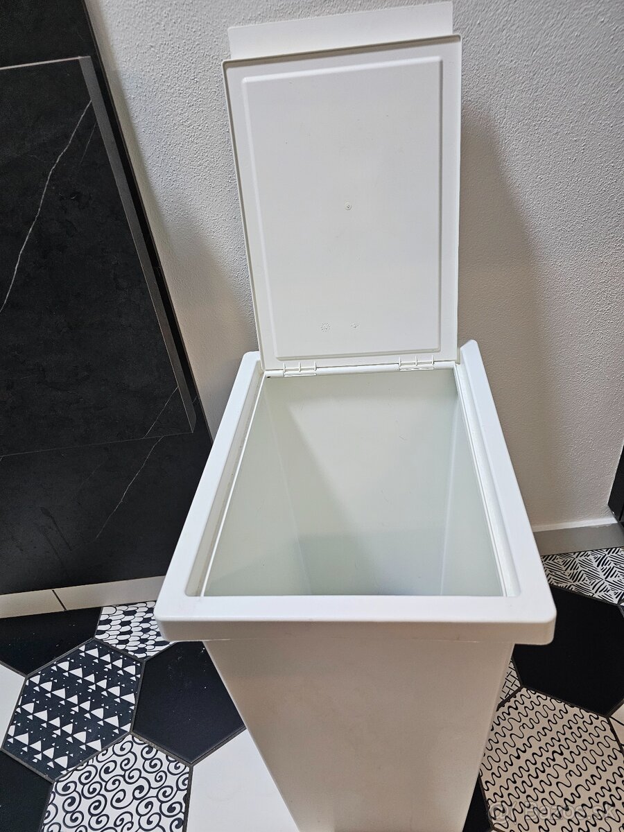 Odpadkový kôš - 2