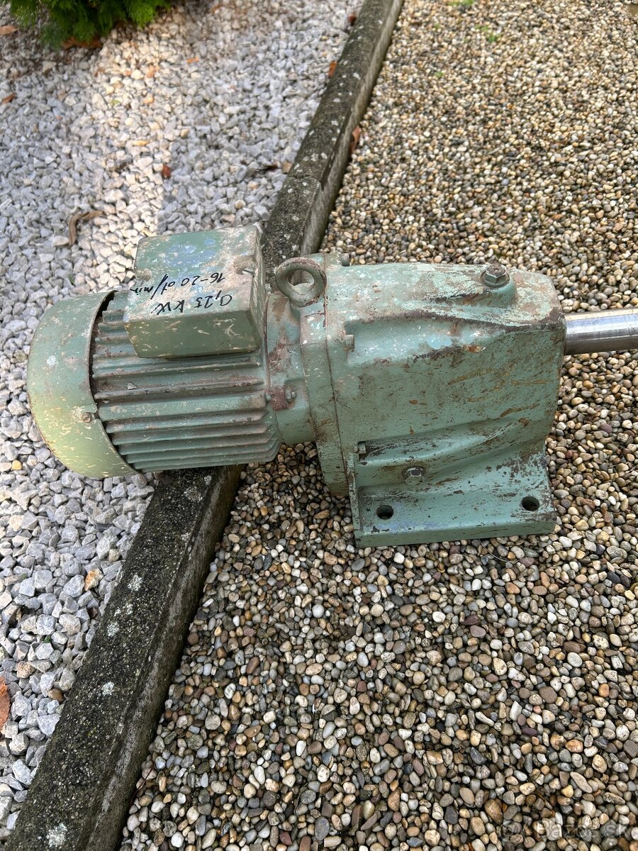 Predam elektromotor - 2