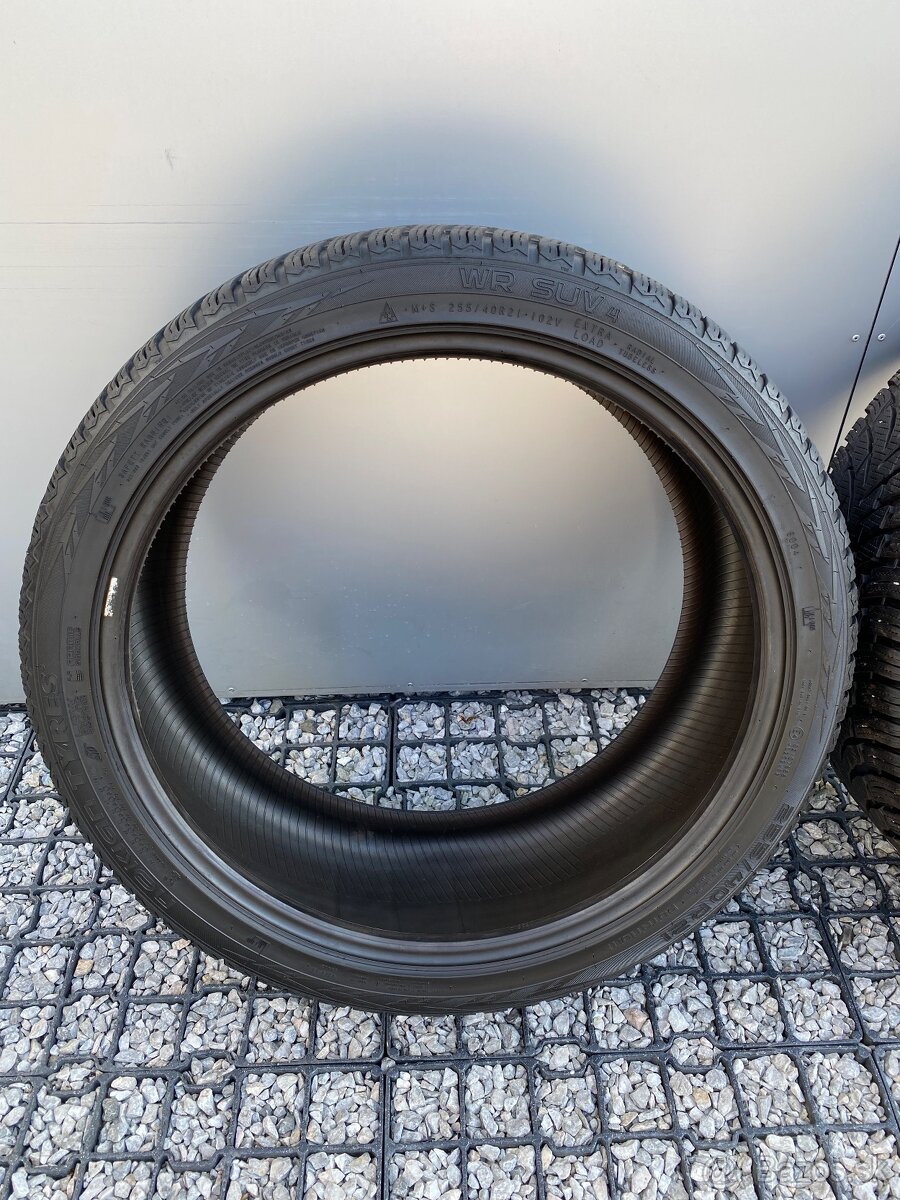 NOKIAN TYRES WR - 2
