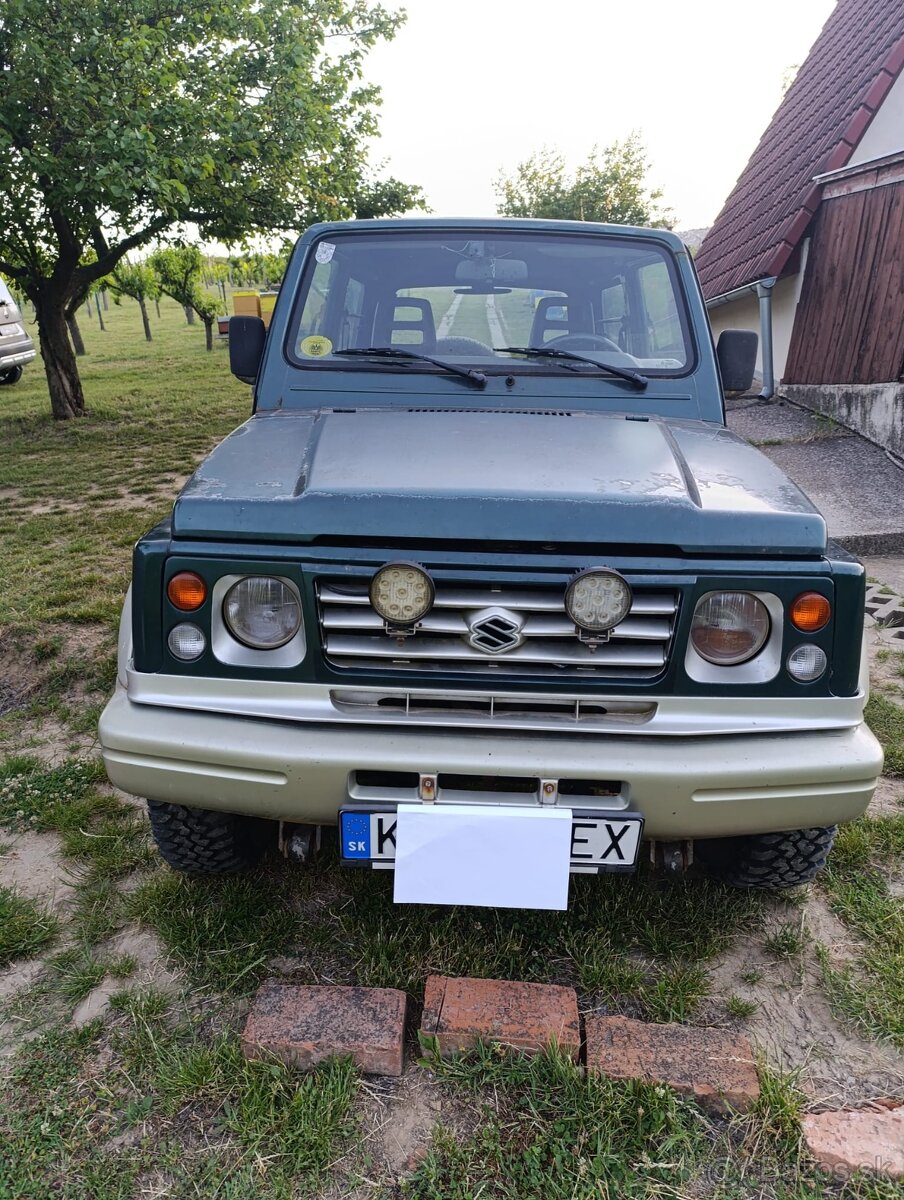 Suzuki samurai - 2