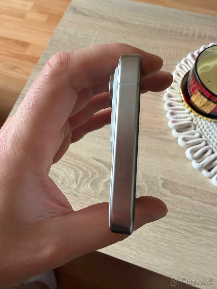 iPhone 15 Pro 128GB - 2