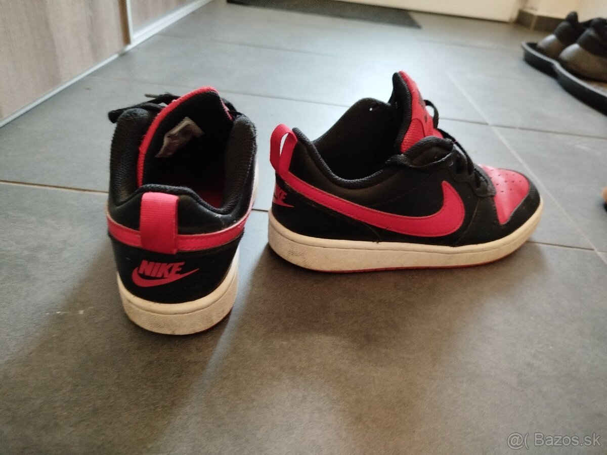 Tenisky Nike cervene - 2