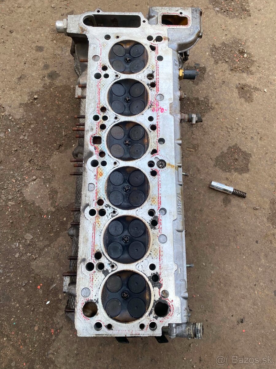 Predám hlavu valcov na BMW e36 320i M52 - 2