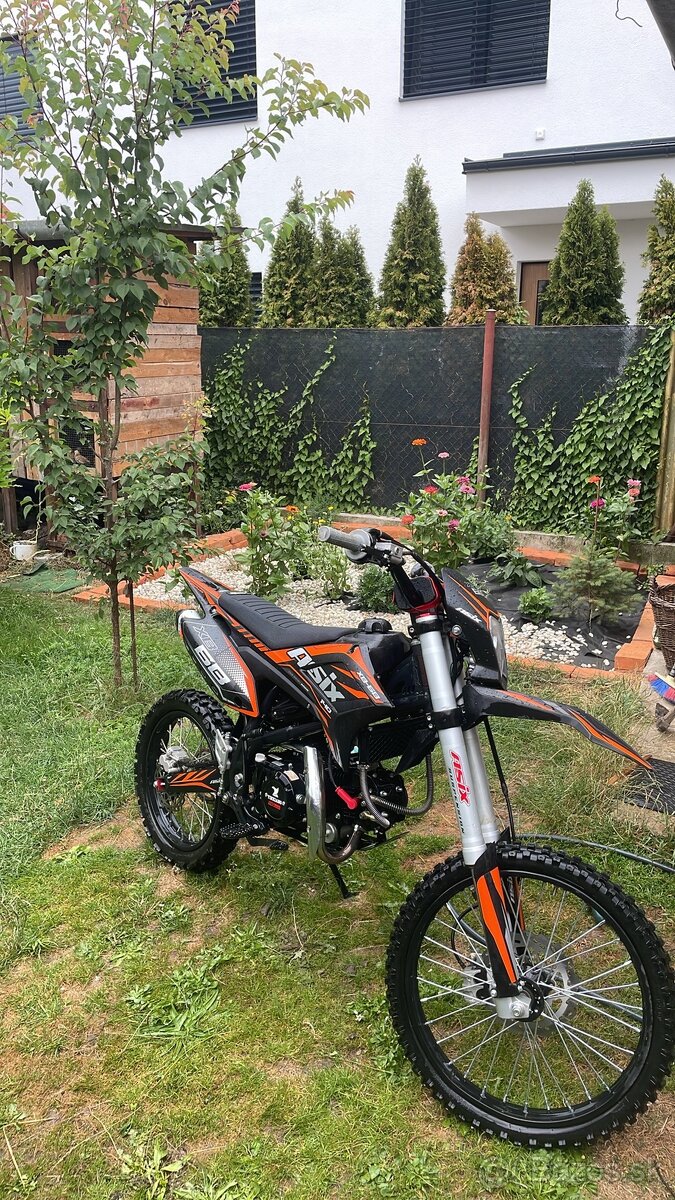 Asix XB-68 140CC - 2
