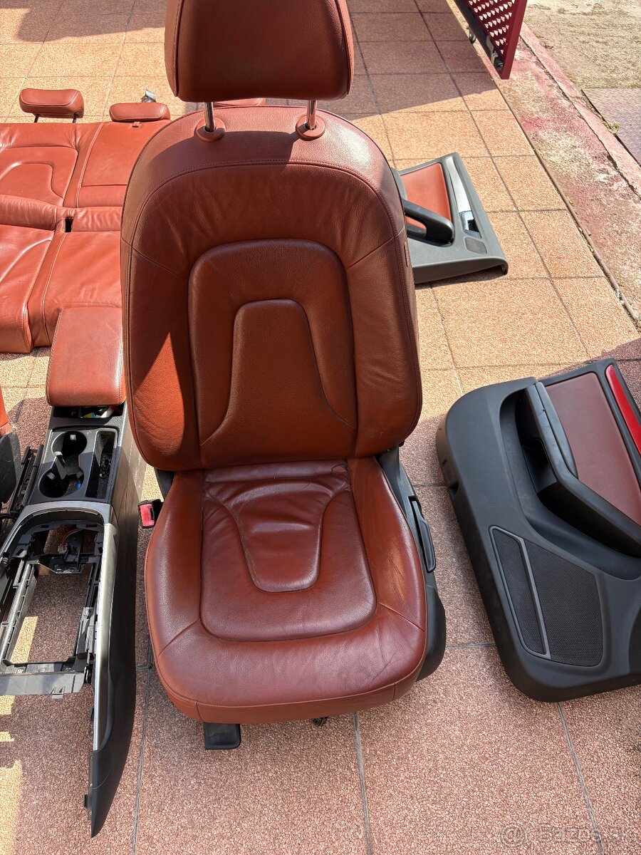 Predam hnedé kožené sedacky Audi a4b8 - 2