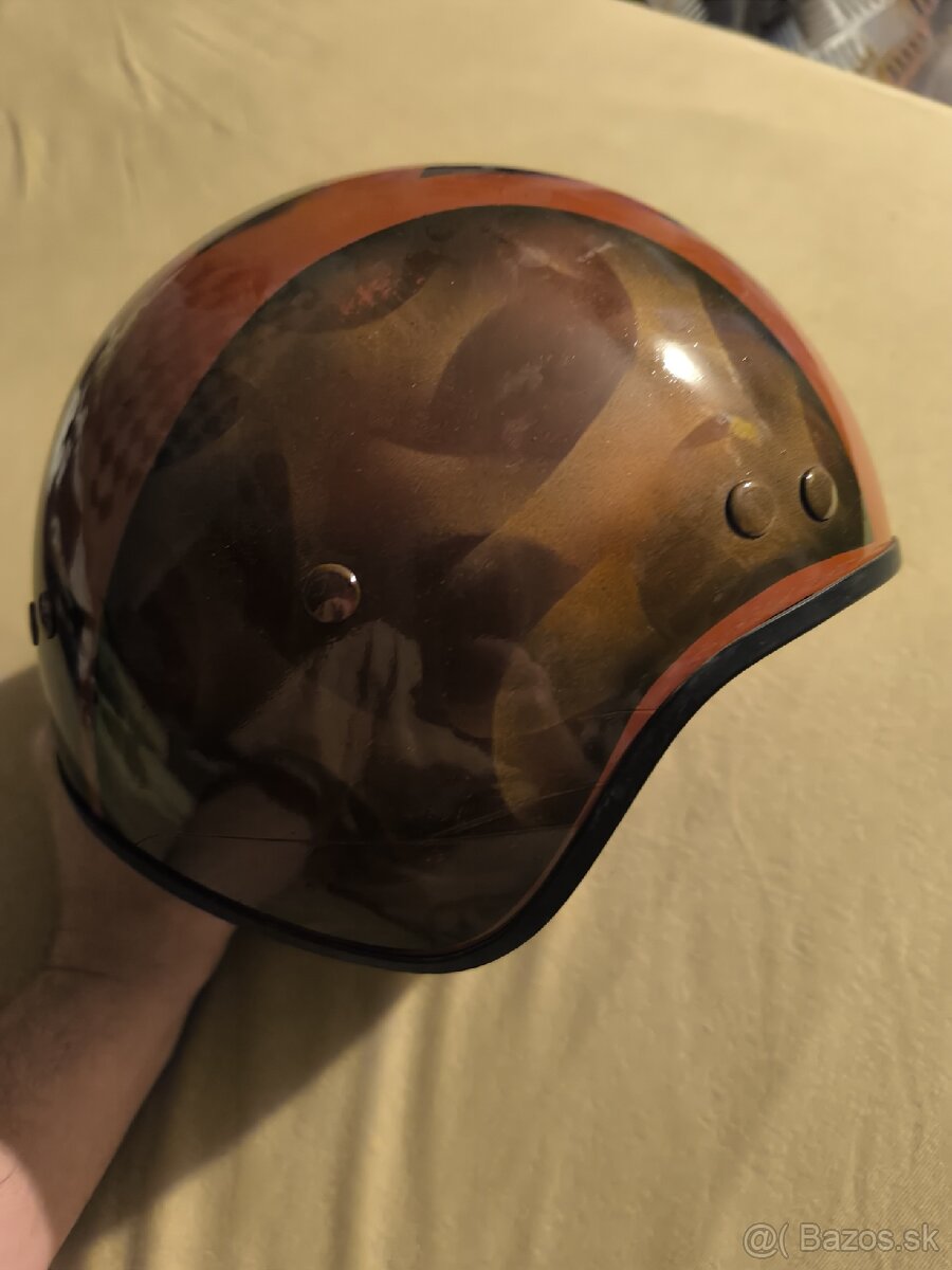 Retro helma s airbrush - 2
