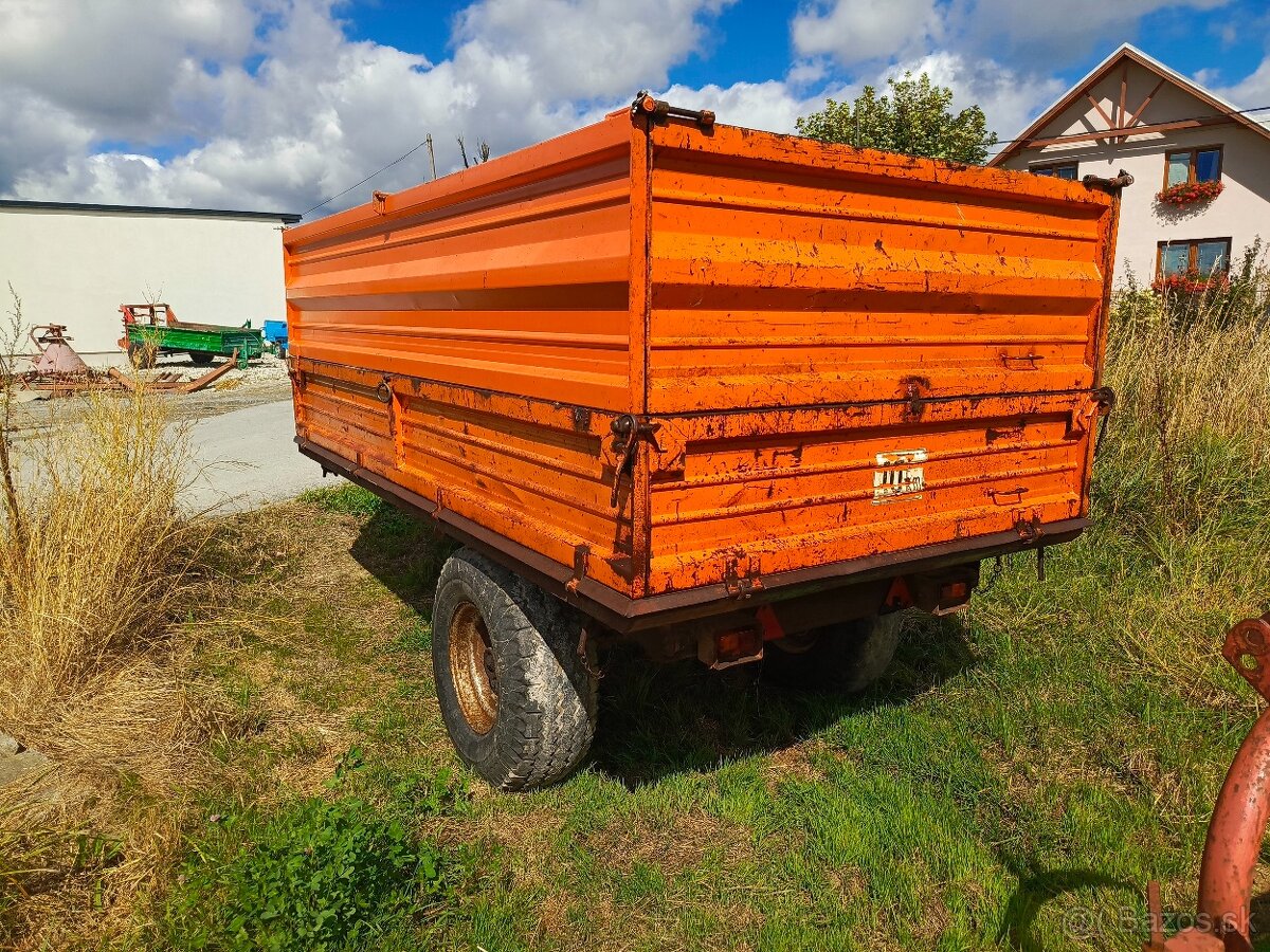 Predám vyklapaciu vlecku.kiper - 2