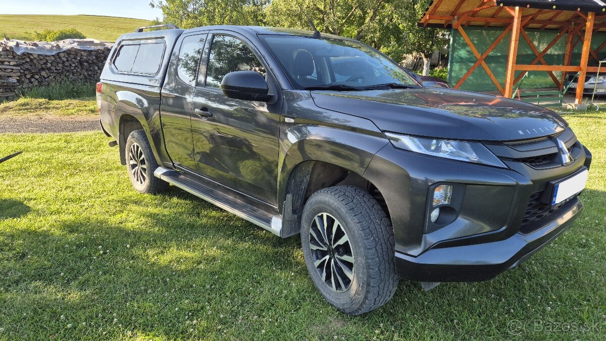 Mitsubishi L200 - 2
