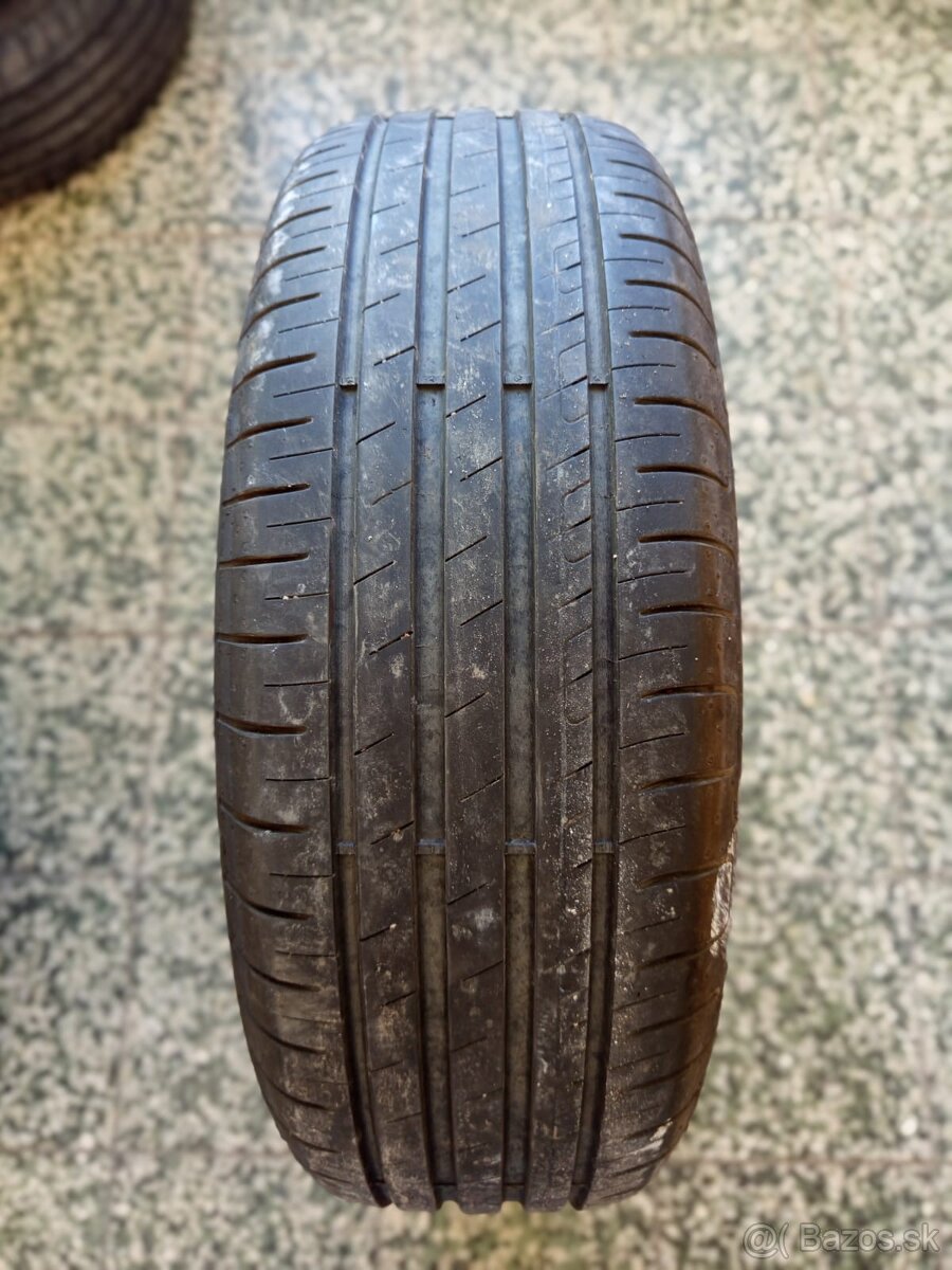 Letne pneu 205/60/16 - 2