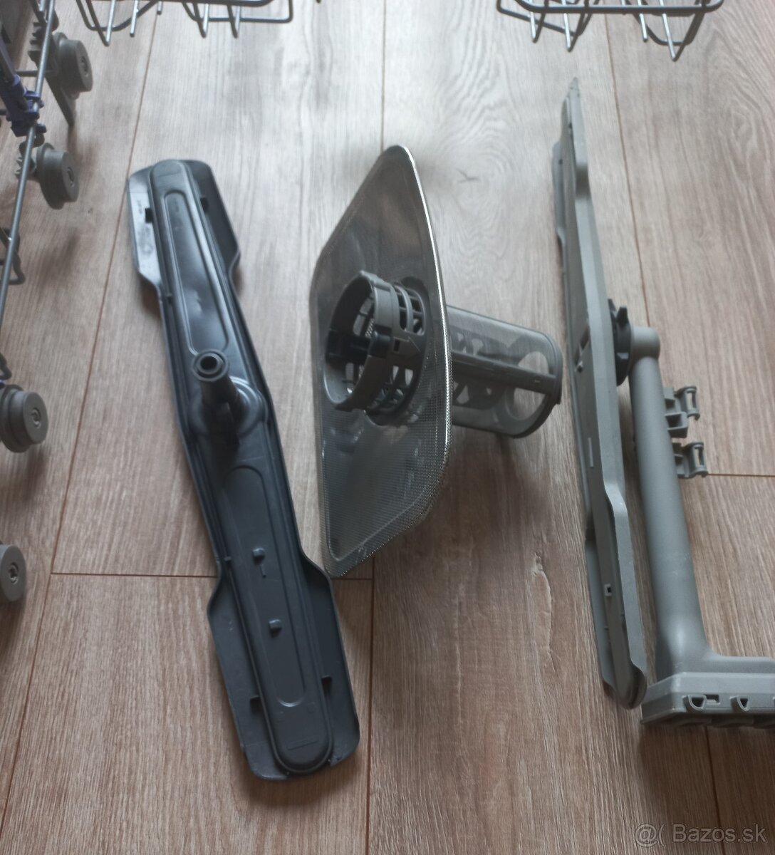 BEKO DFN28422 W- pouzite casti umyvacky - 2