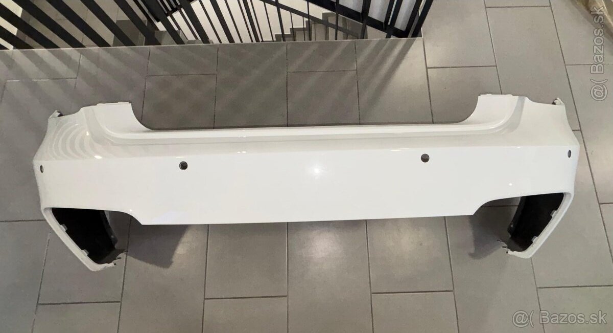 F20/F21 zadný nárazník úplne nový - všetky modely aj M135i - 2