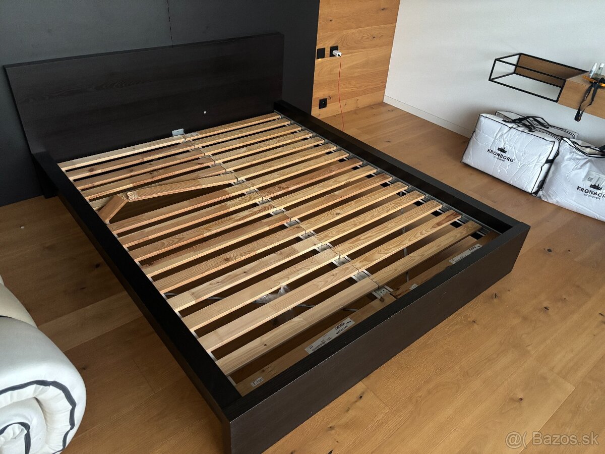 Predám použitú posteľ IKEA MALM 160x200cm vr. matraca - 2