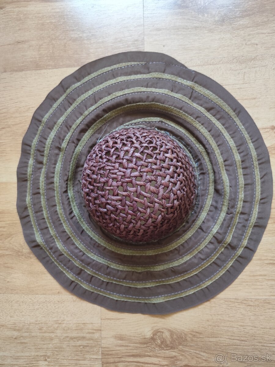 Klobúky dámske - 2