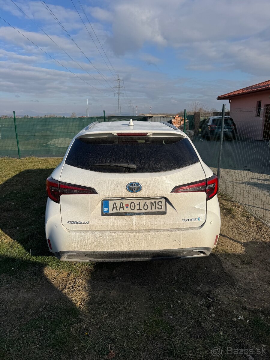 Toyota corola Combi 1,8 hybrid - 2