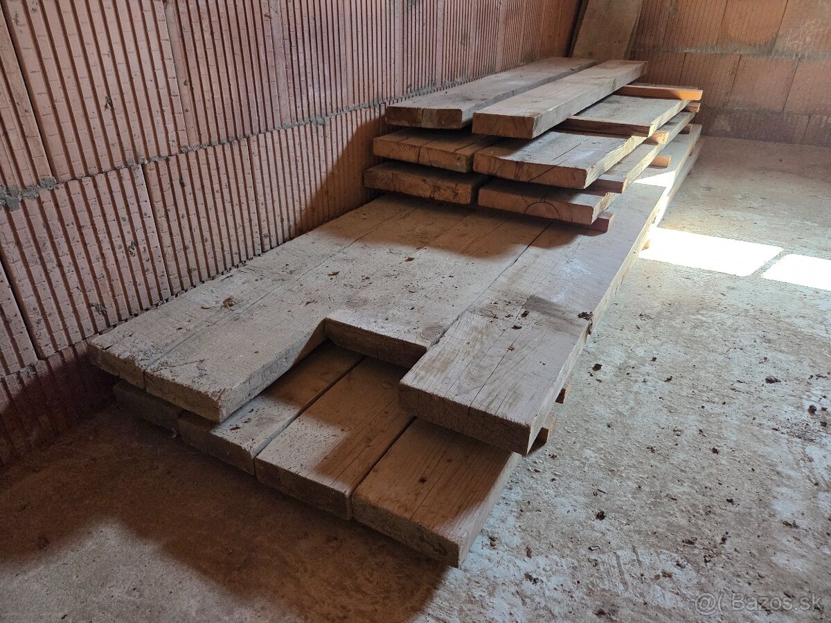 Drevené fošne a hranoly - 2