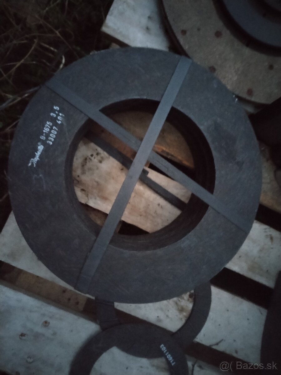 Spojka,lamela,pakne, brzdové obloženia - 2