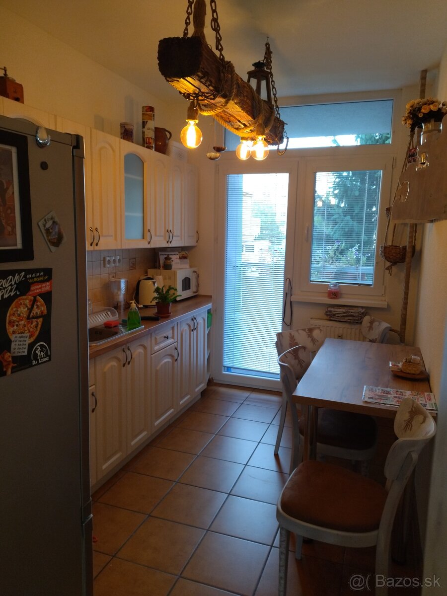 Prenajmem 2-izbový byt Dubnicka - 2