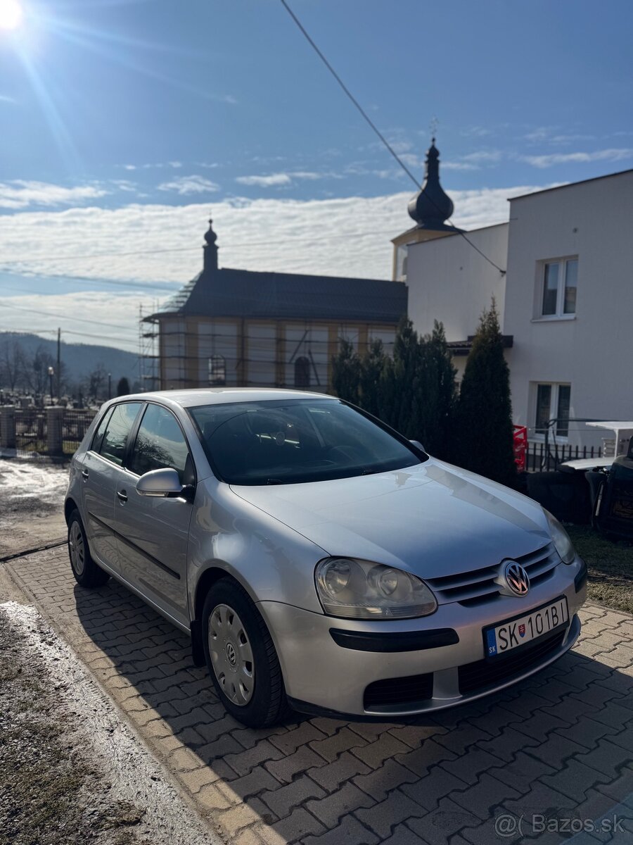Predam Volkswagen Golf 5 - 2