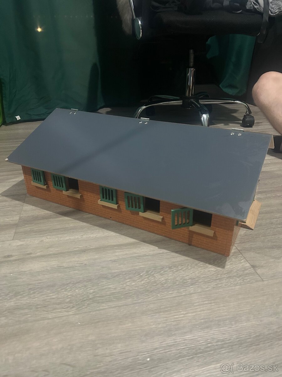 Stajňa pre zvieratka - 2
