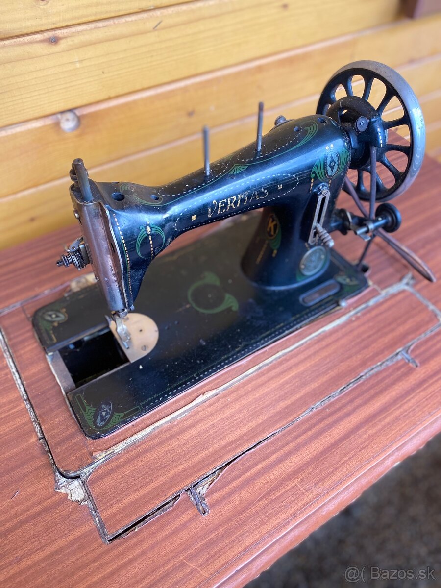 Šijacia mašina Veritas - 2