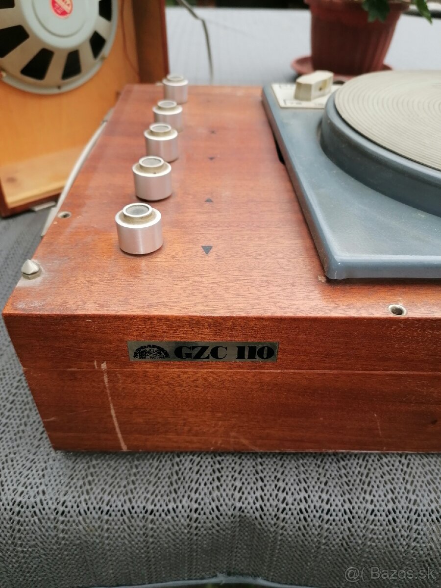 Tesla gramo - 2