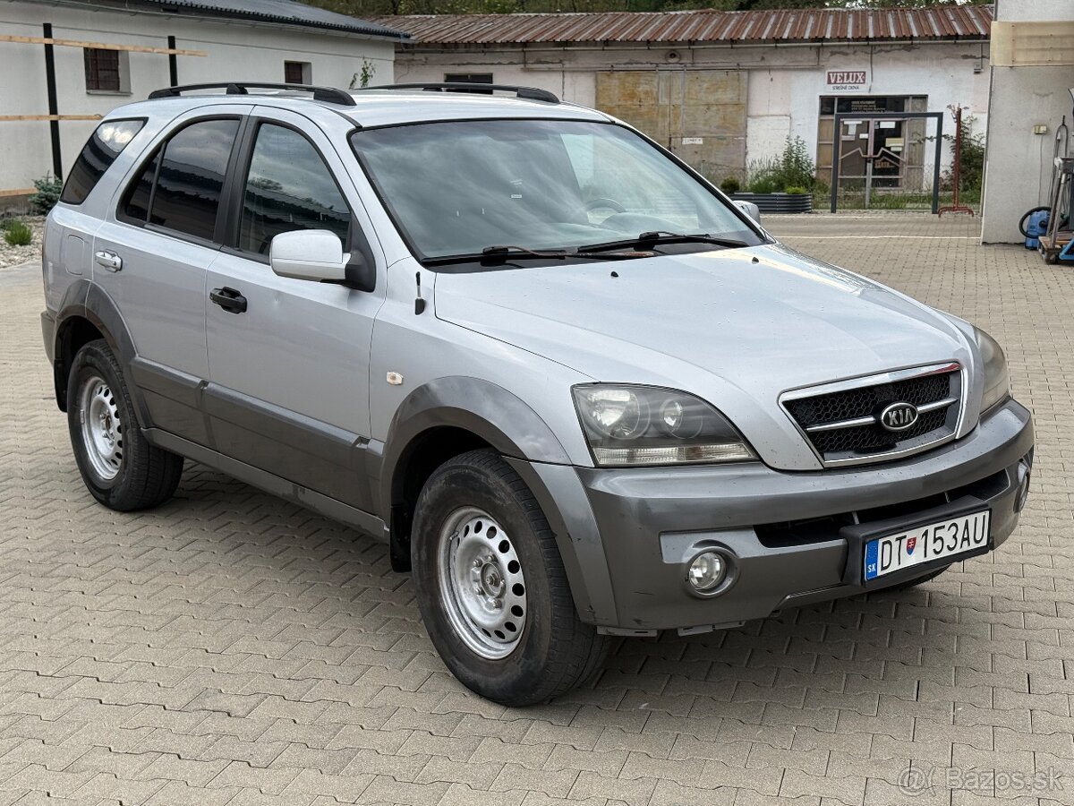Kia Sorento 2.5 crdi 4x4 - 2