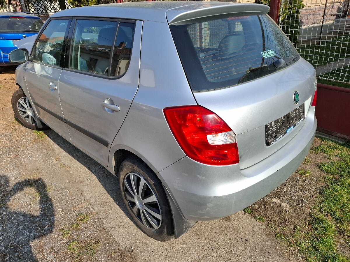 Škoda Fabia 2. 1.6tdi Cay - 2