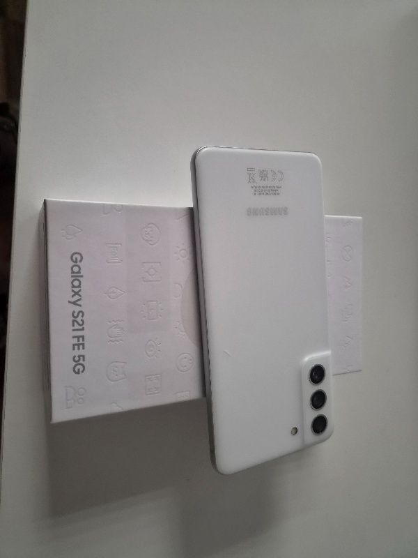 Samsung s 21 FE 5g - 2