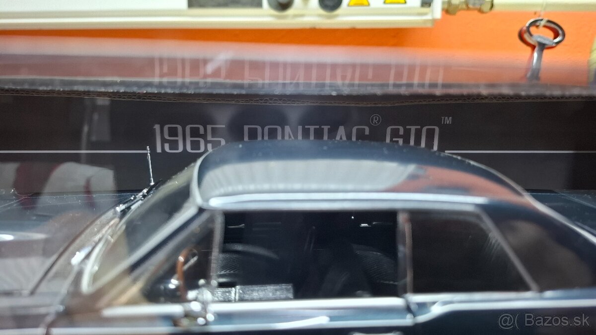 Pontiac - 2