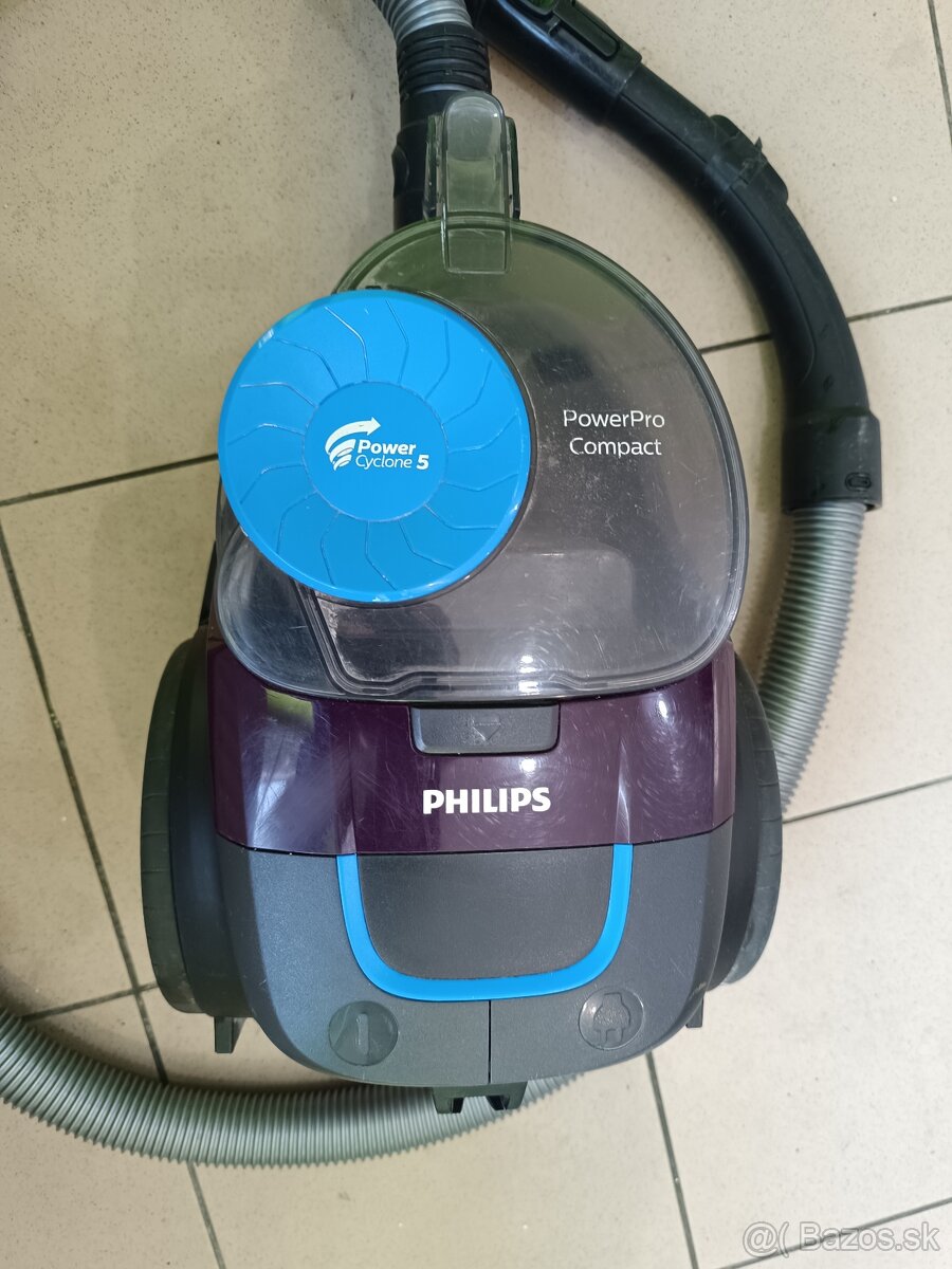 Vysávač Philips PowerPro Compact - 2
