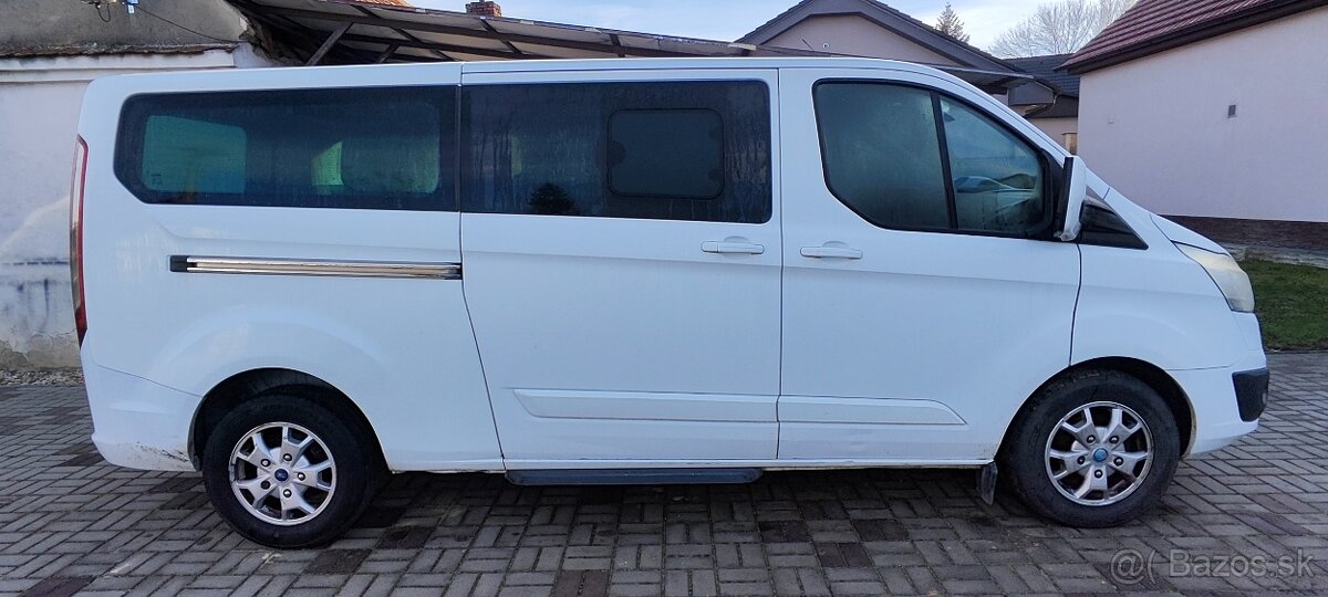 Ford Tourneo Custom 2.2 TDCi - 2
