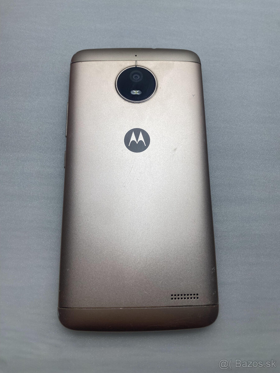 MOTOROLA E4 16GB - 2