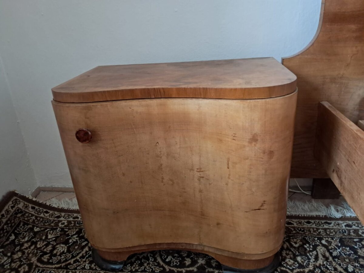 Darujem za odvoz kompletnálú spálňu z 50. rokov - 2