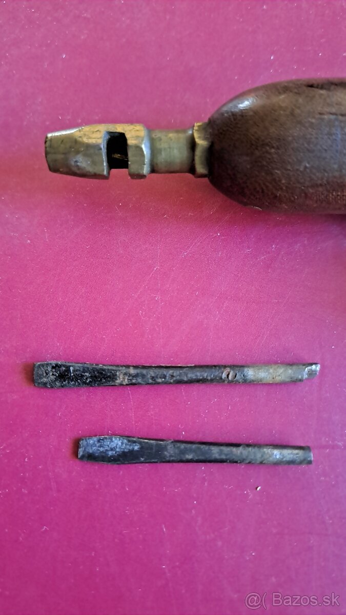 Starožitný bakelitový šroubovák s nástavci, 1910 - 2