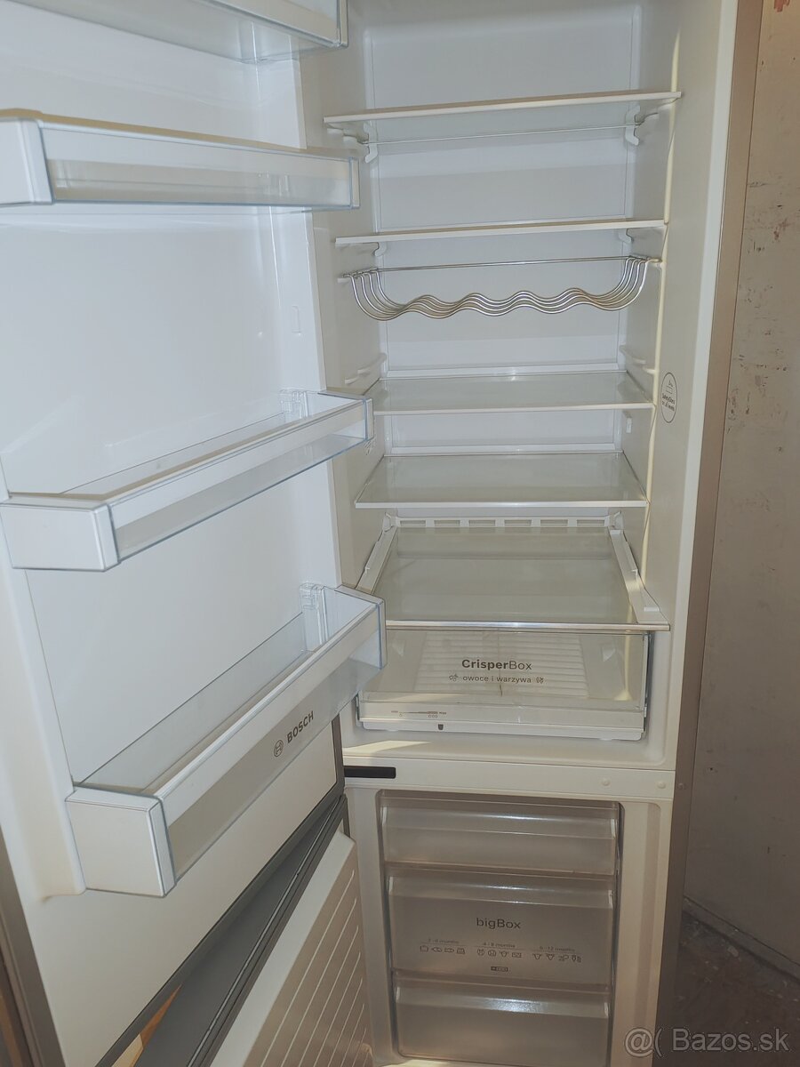 Predám chladničku Bosch 200cm - 2