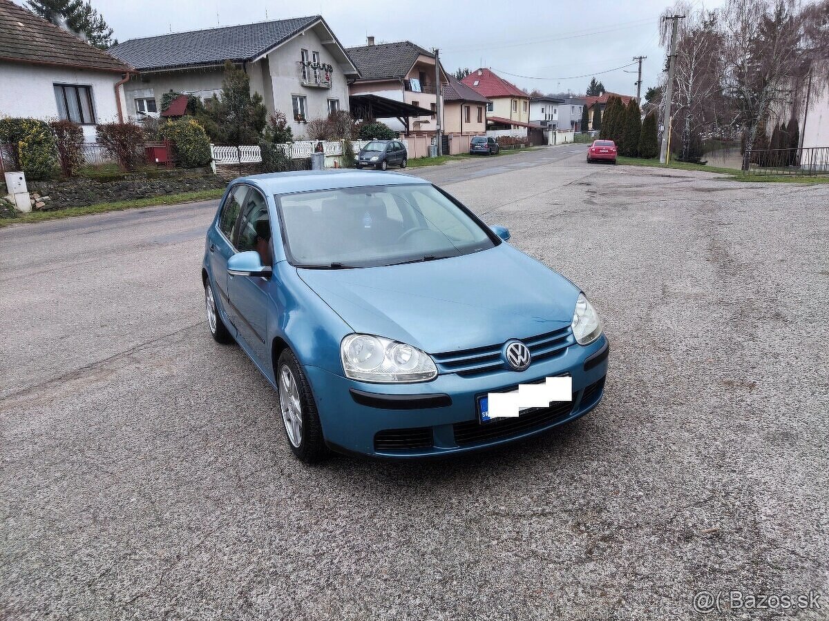 Volkswagen golf 5 1,4 55kw benzín - 2